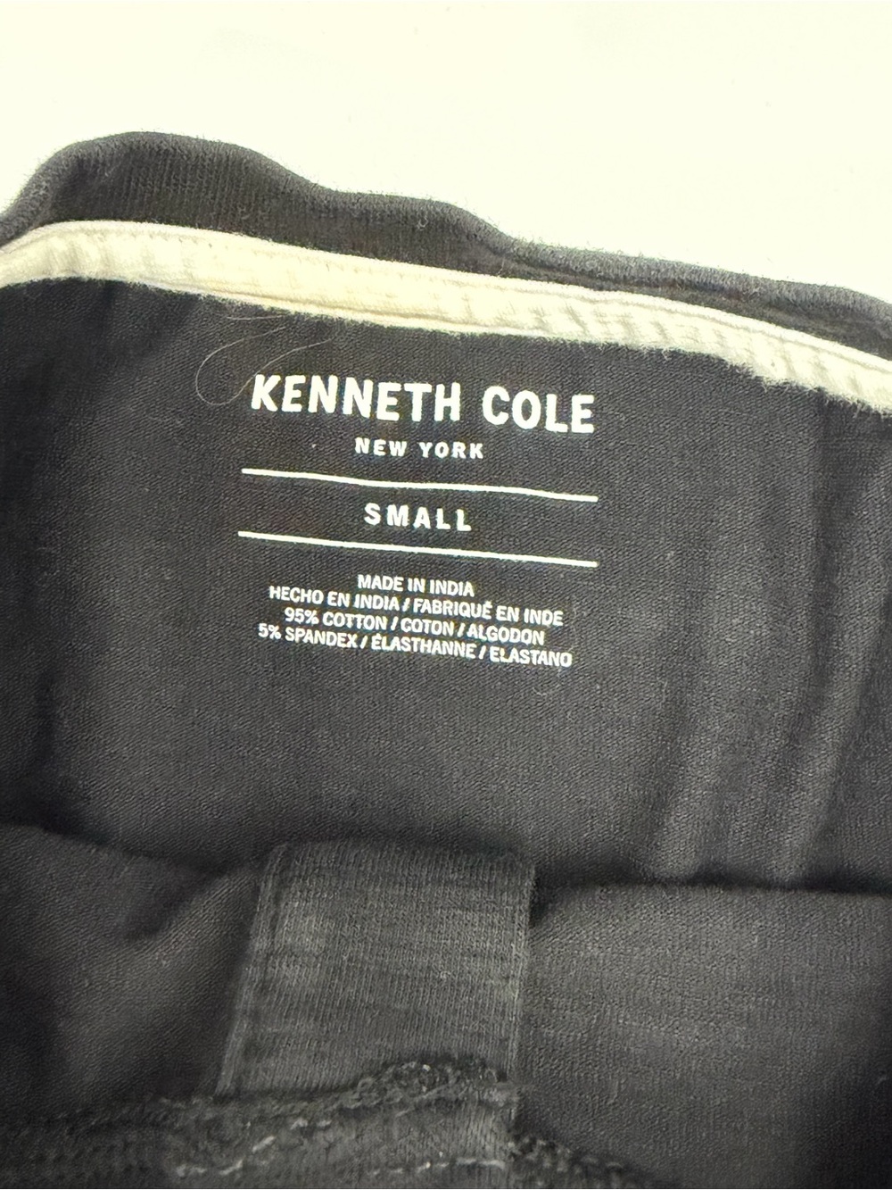 Kenneth Cole Black Short Sleeve Henley Tee Size Small - Picture 3 of 6